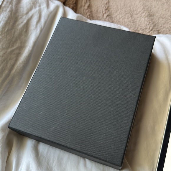 8oz Stainless Steel Flask for liquor with easy pour funnel set .Brand New in Box - Picture 6 of 6